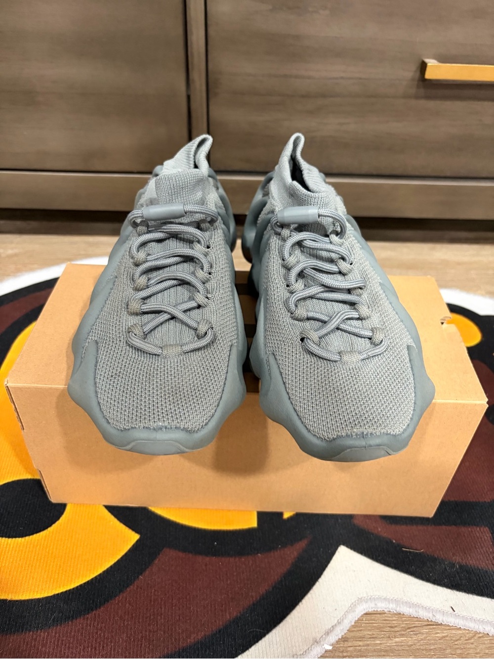 adidas Yeezy 450 Stone Grey - Picture 4 of 7